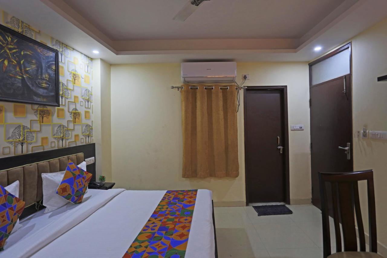 Airport Hotel Rosewood Nueva Delhi Exterior foto