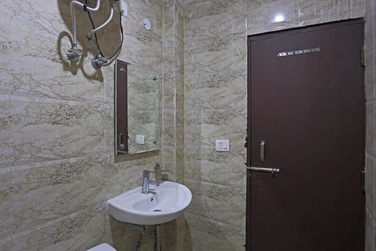 Airport Hotel Rosewood Nueva Delhi Exterior foto